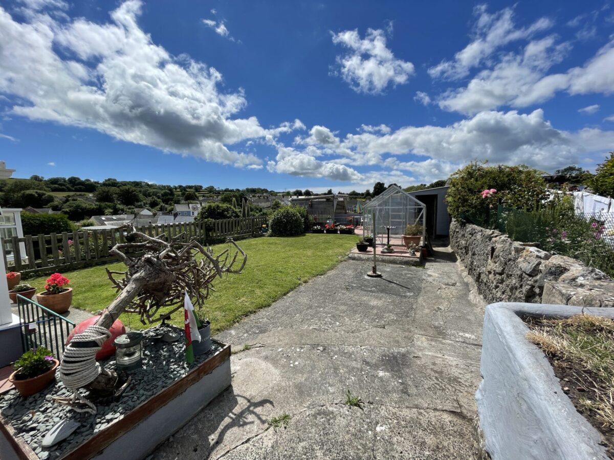 Mansel Street, Pembroke