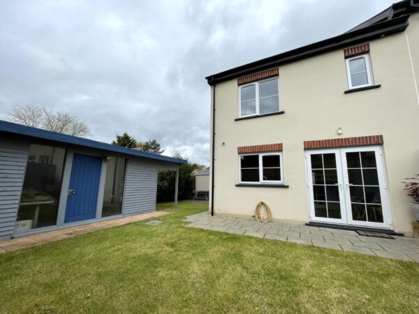 Ashdale Mews, Pembroke