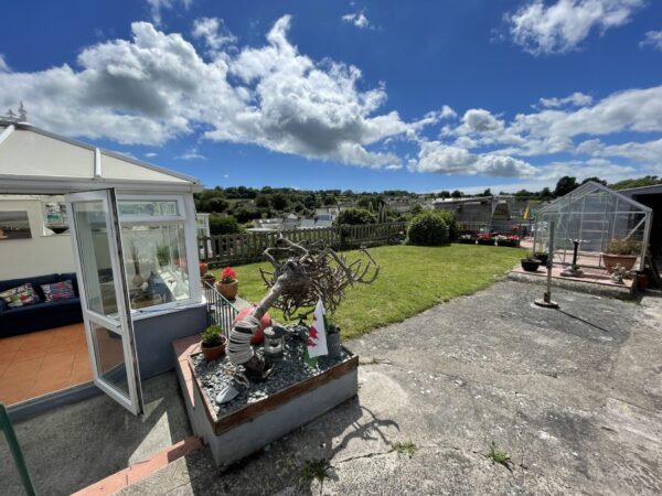 Mansel Street, Pembroke