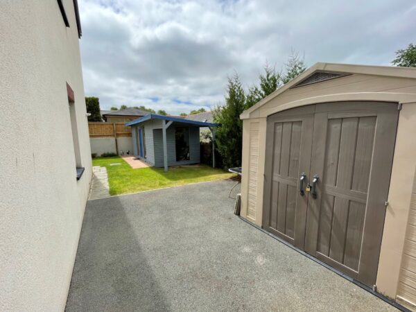 Ashdale Mews, Pembroke