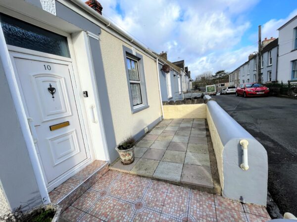 Mansel Street, Pembroke